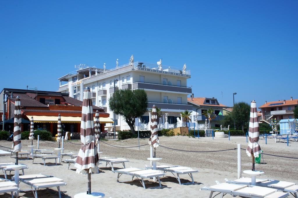 Gfh - Hotel Sole Resort & Spa Marotta Dış mekan fotoğraf