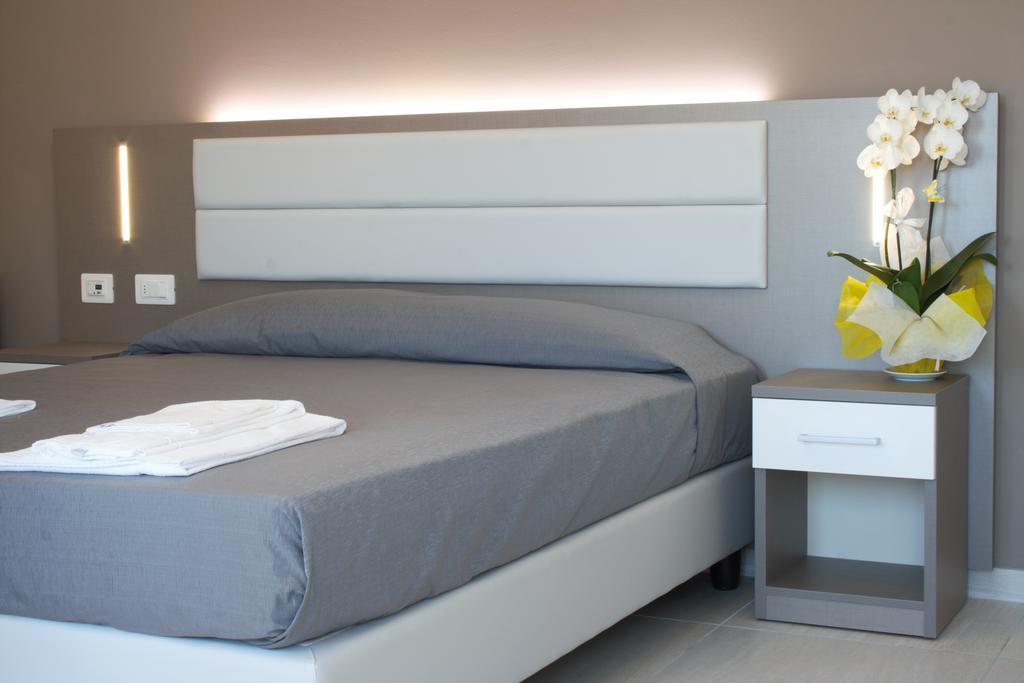 Gfh - Hotel Sole Resort & Spa Marotta Dış mekan fotoğraf